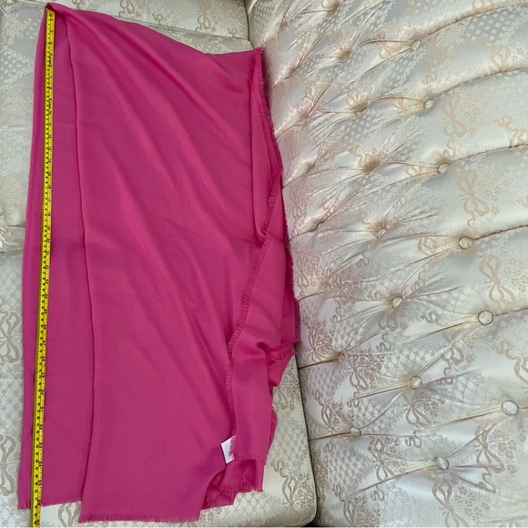 H&M Bright Pink Scarf 75x39 - Picture 2 of 5
